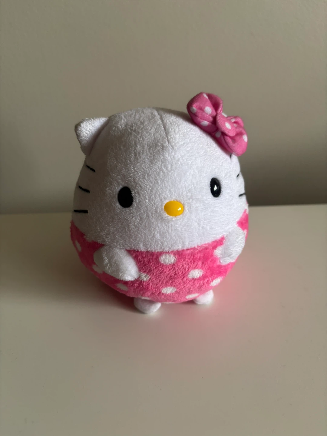 Ty Hello Kitty Beanie Baby Plush Pink Polka Dot