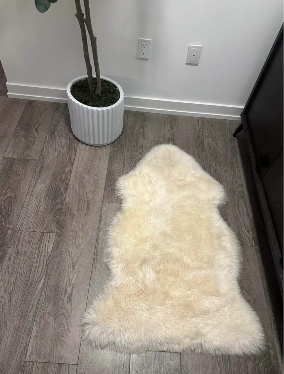 Cream Sheepskin Rug