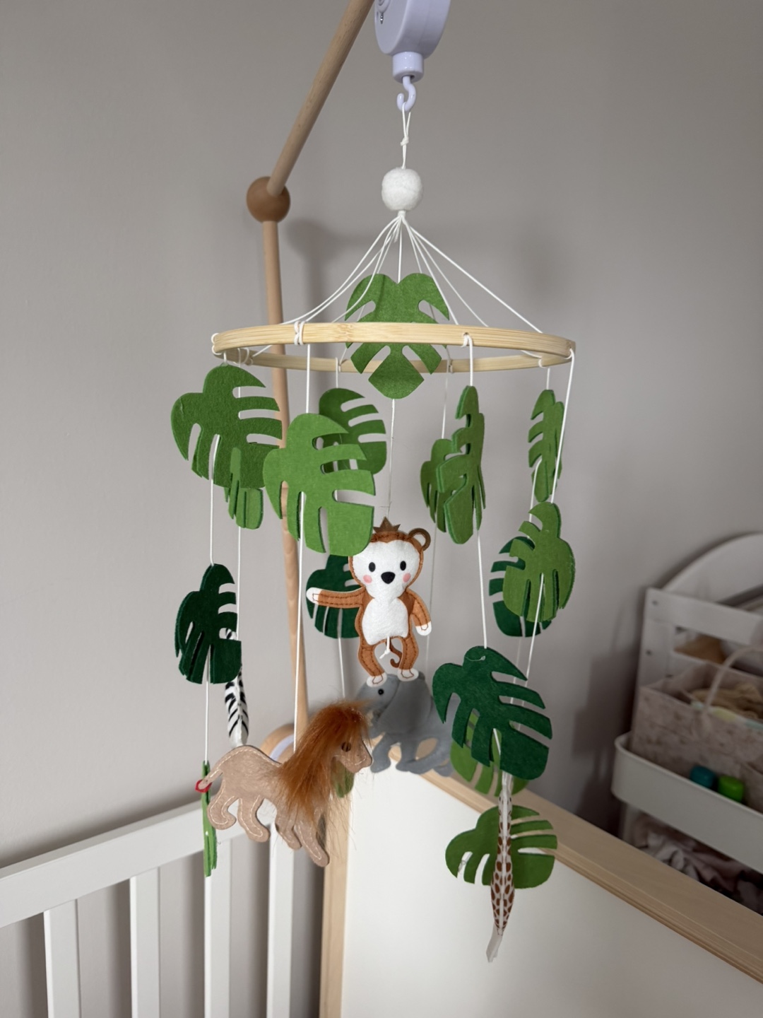 Jungle Animal Crib Mobile with arm