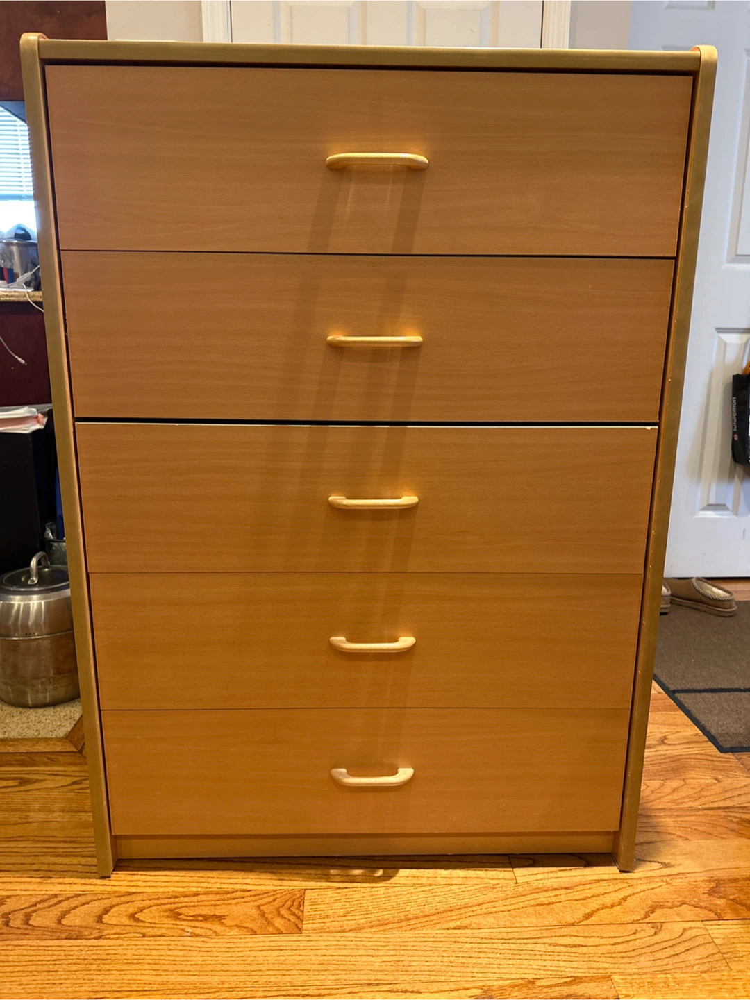 Light Wood 5-Drawer Chest