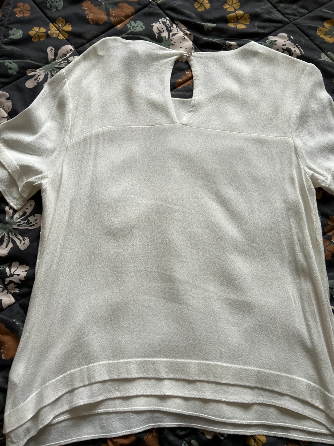 Forever 21 White Beaded Embellished Top Size Medium - photo 4