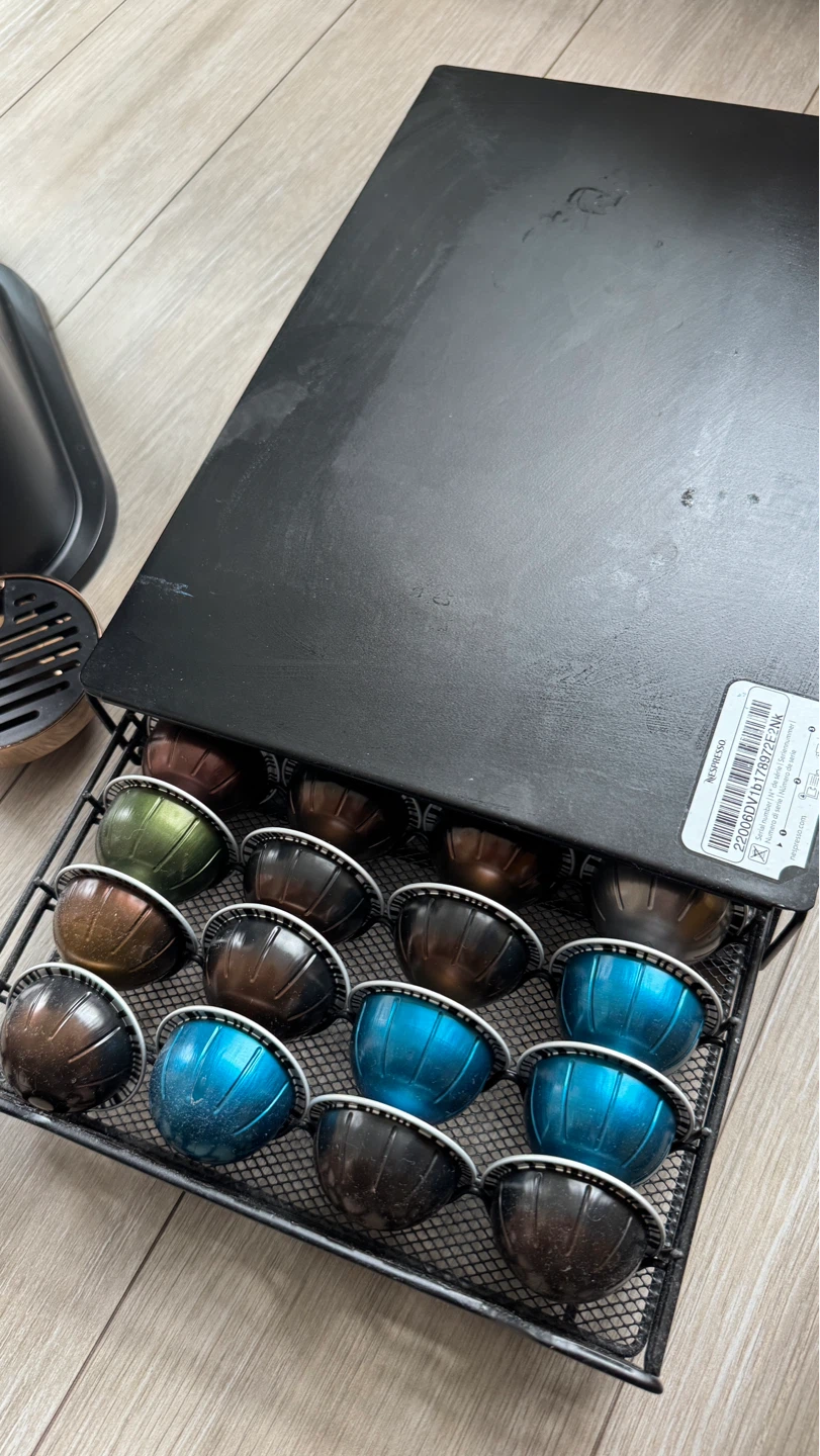 Nespresso VertuoPlus Coffee Machine - Black & Rose Gold - photo 4