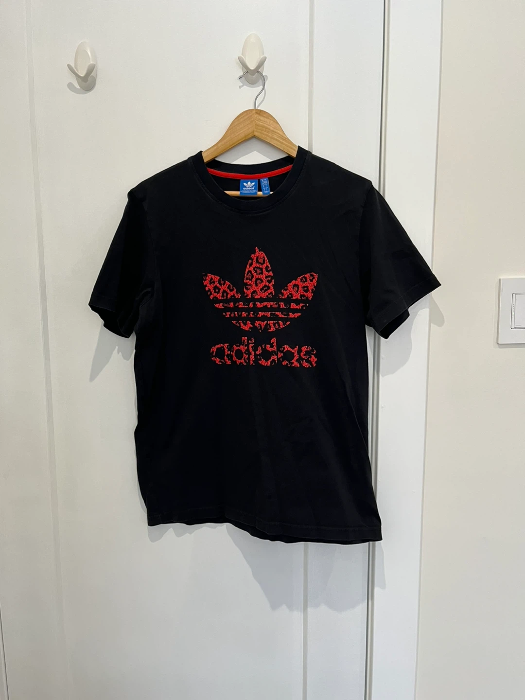 Adidas T Shirt