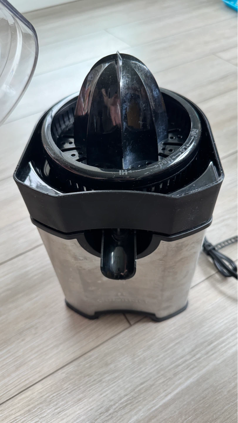 Cuisinart Citrus Juicer - photo 5