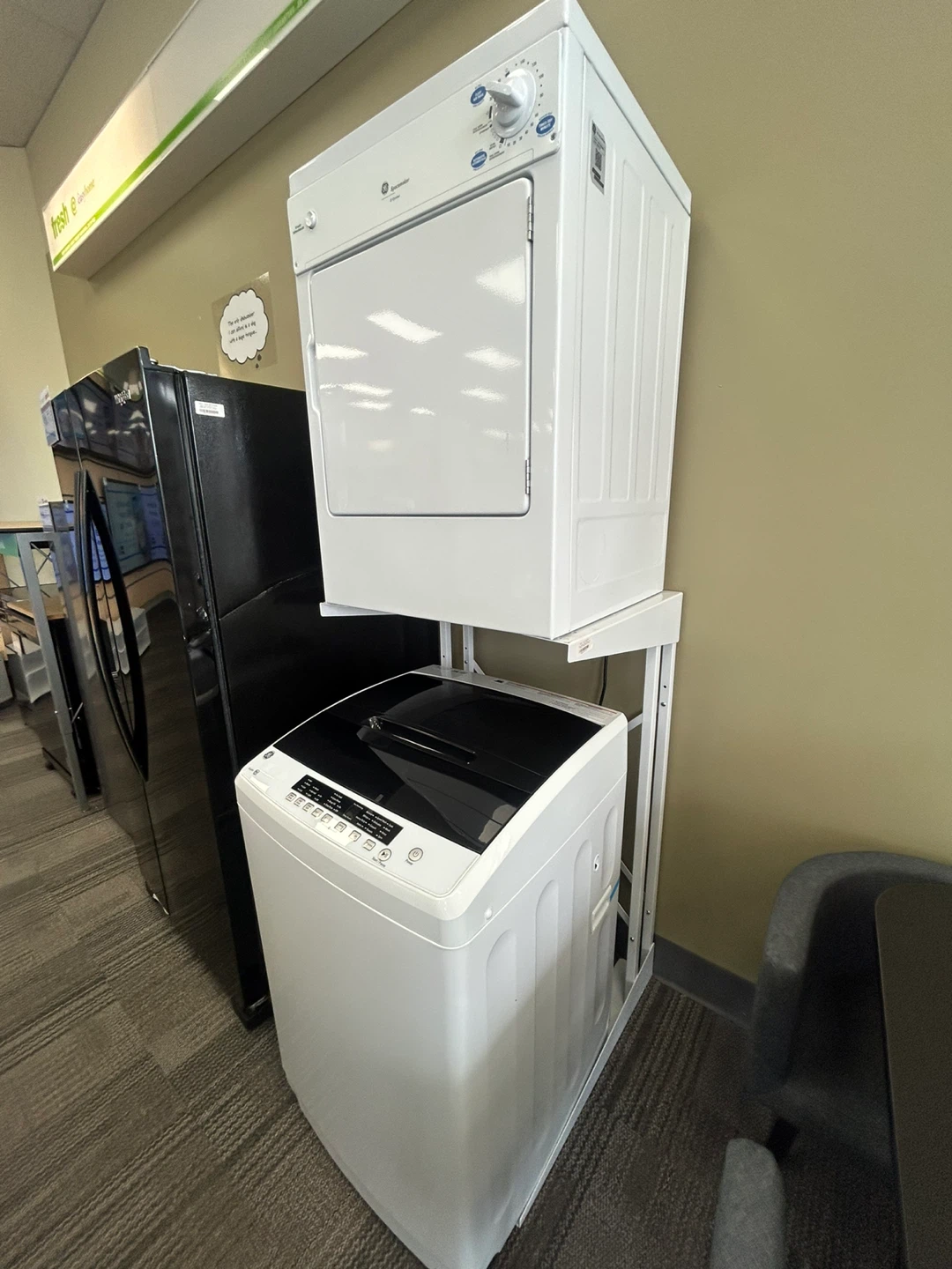 GE Stackable washer and dryer - photo 2