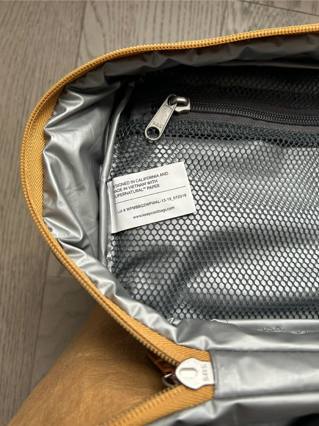 Preowned Whole Foods Market Insulated Lunch Bag Tan Reuseable - photo 4
