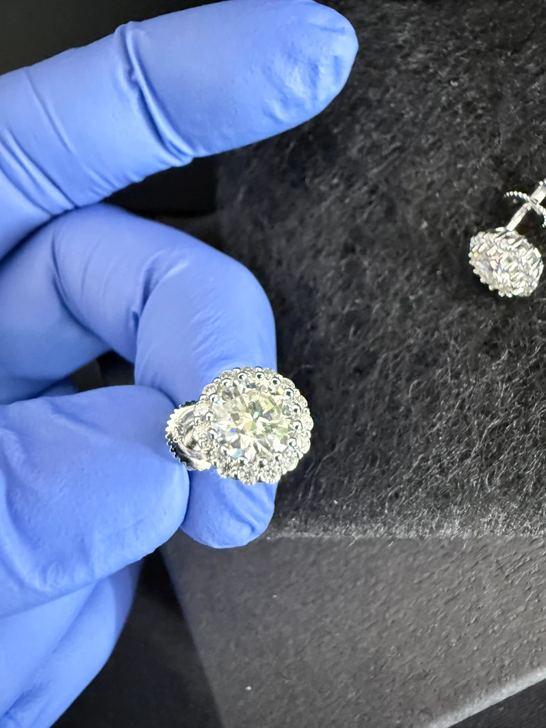Sterling Silver Moissanite earing - photo 2
