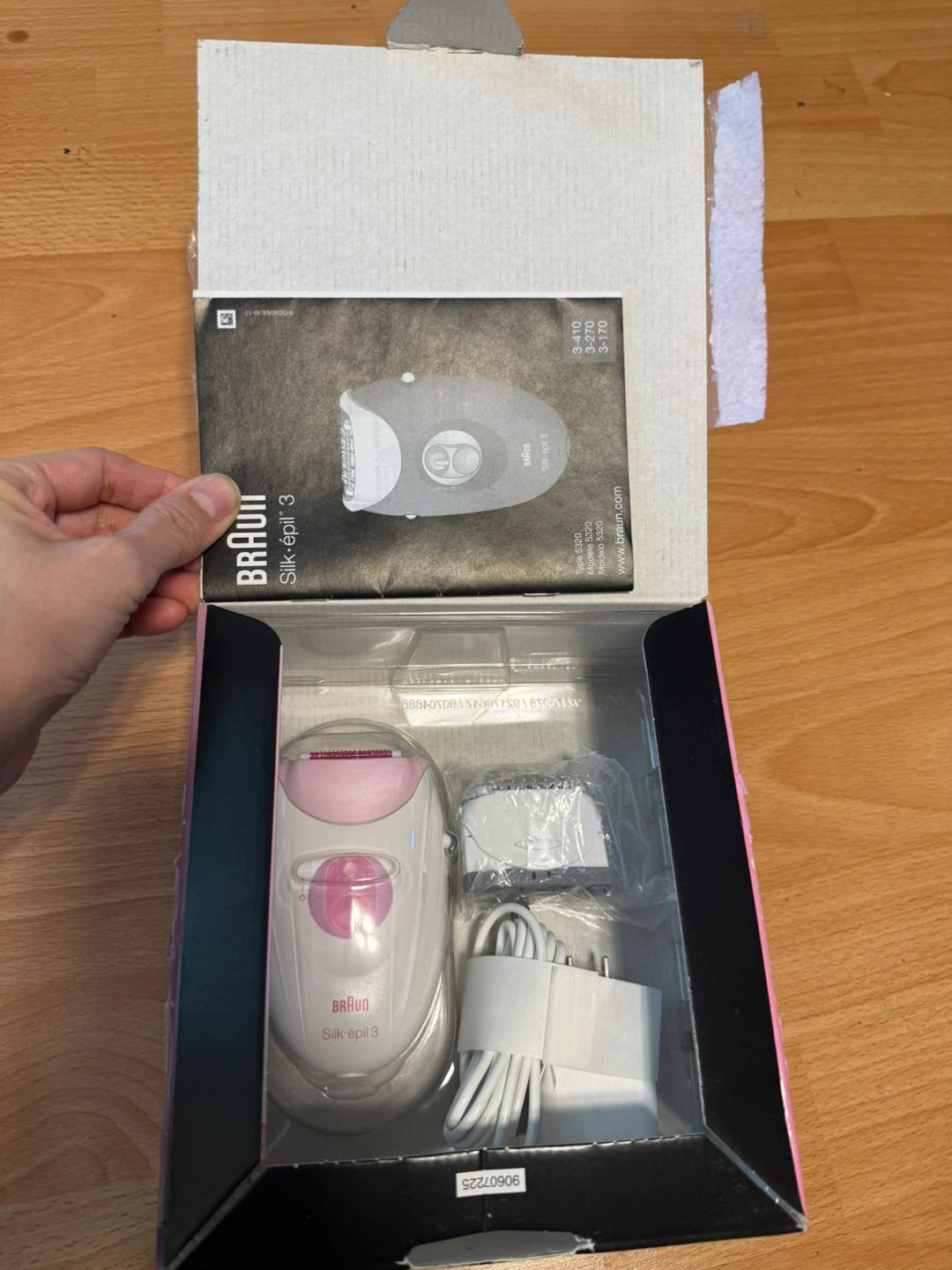Braun Silk-épil 3 Epilator with Attachments - photo 2