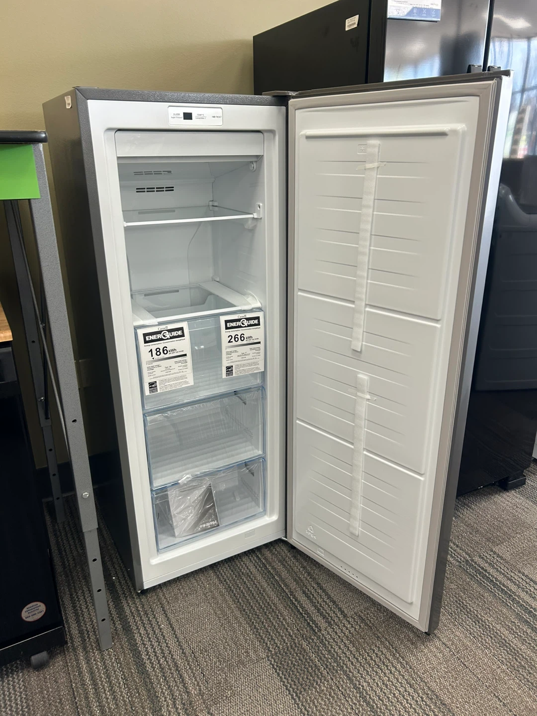 Hisense 6 cu.ft convertible fridge/freezer - photo 2