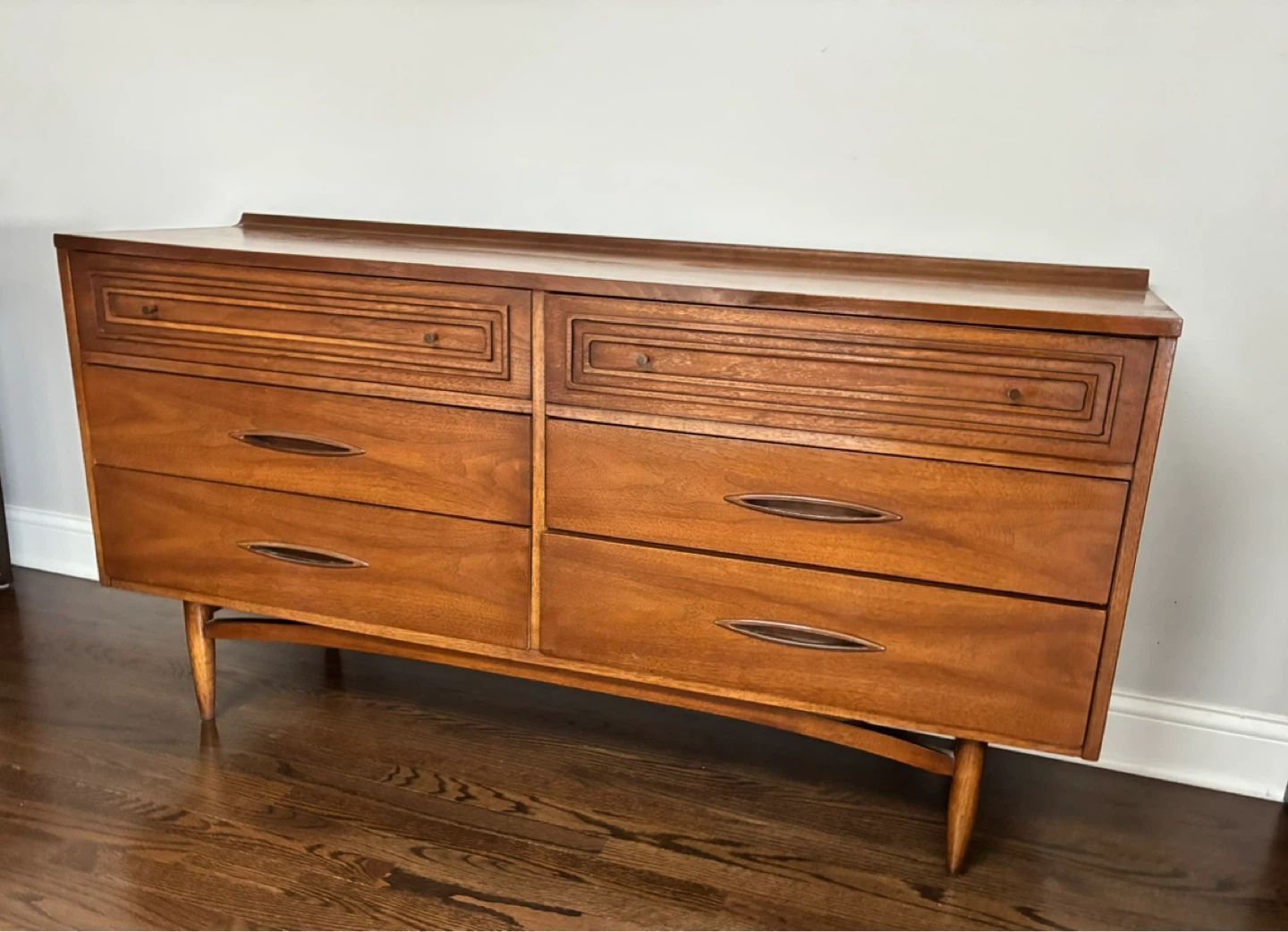 Mid century modern Broyhill dresser/ credenza - photo 3