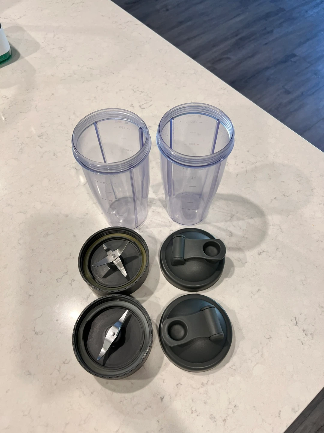 Starfrit 28 oz Blender Cups with Lids and Blades