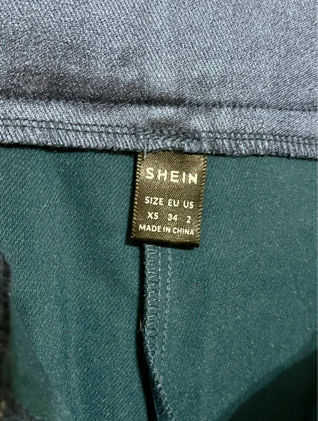 SHEIN Blue Metallic Faux Leather Pants XS - photo 4