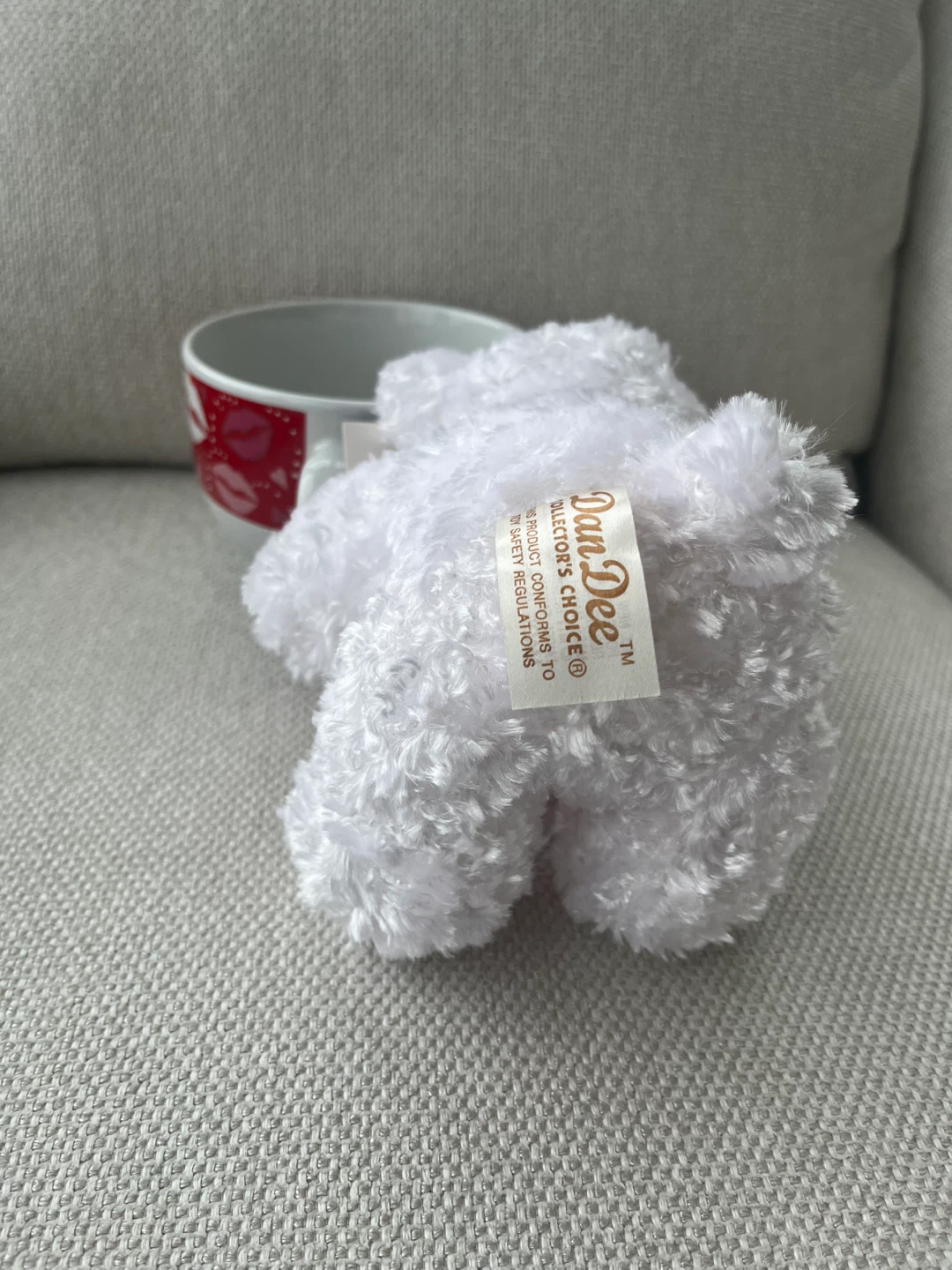Brand New - White Teddy Bear in Kiss Mug - photo 3