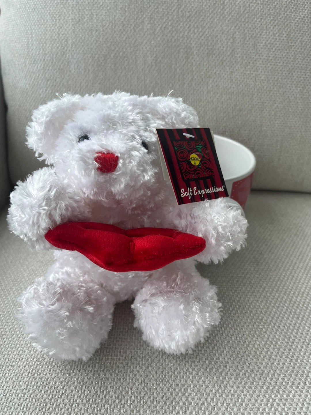 Brand New - White Teddy Bear in Kiss Mug - photo 2