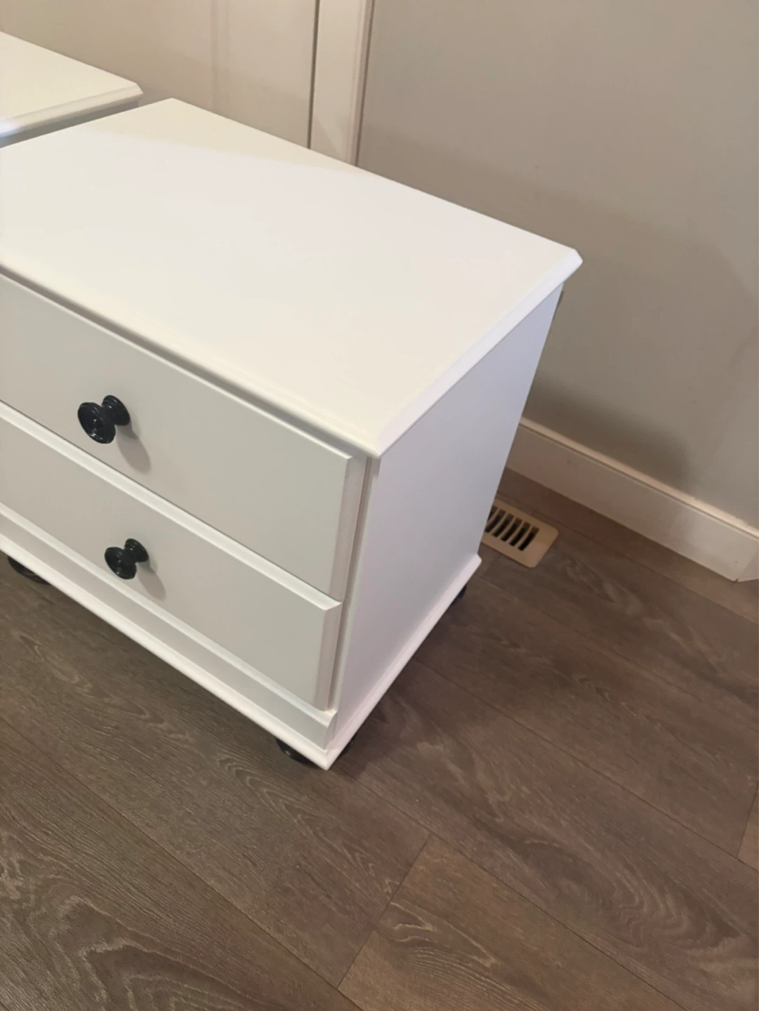 White 2-Drawer Nightstands (Set of 2) - photo 4