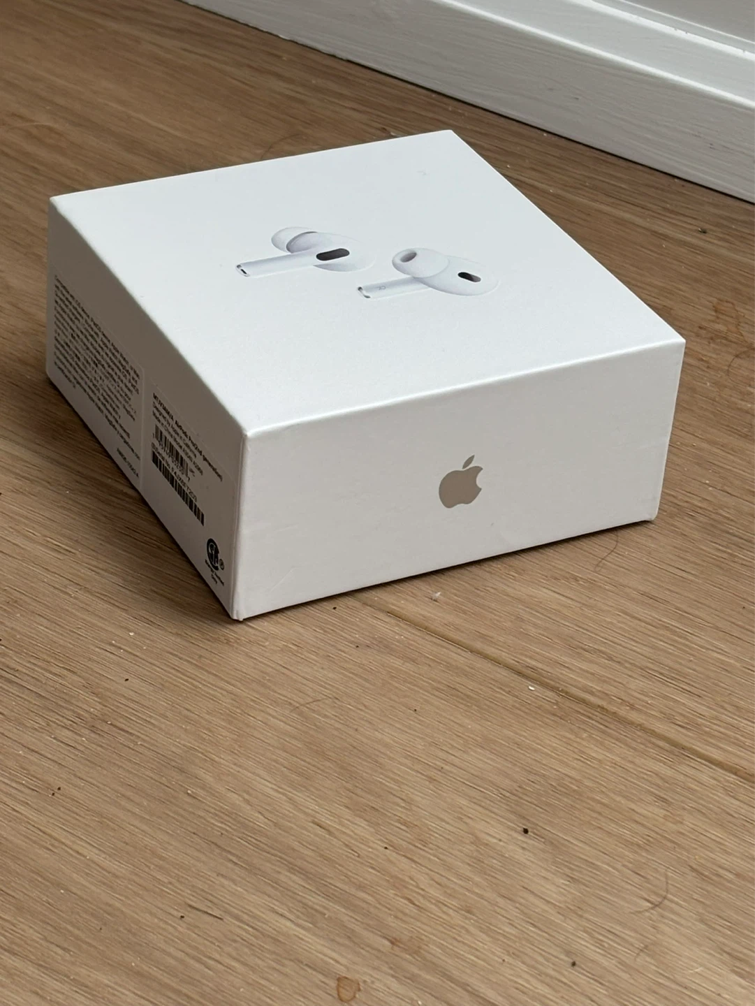 Apple AirPods Pro (2nd generation) with MagSafe Charging Case - photo 5