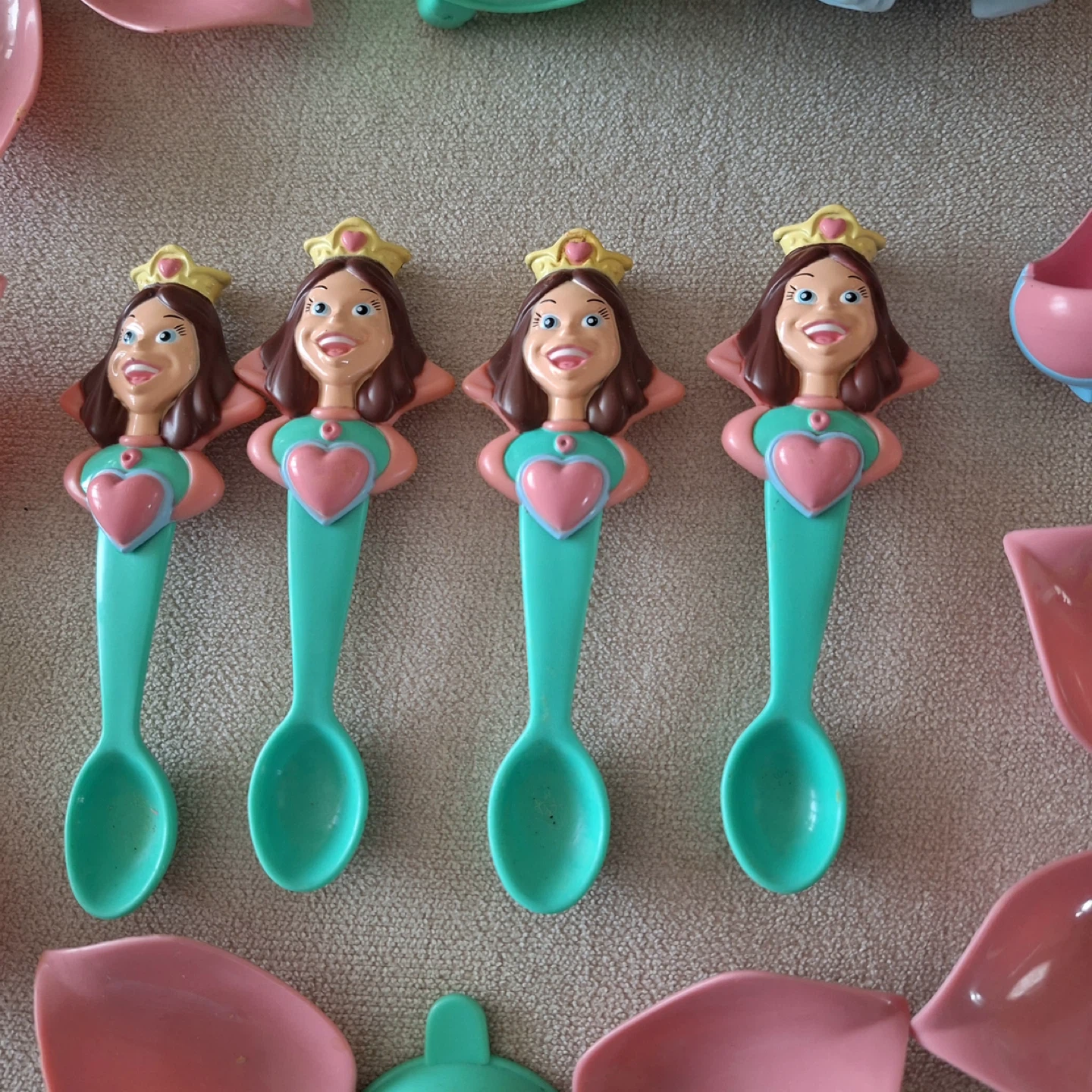 Alice in Wonderland Tea Party Toy Set - photo 4