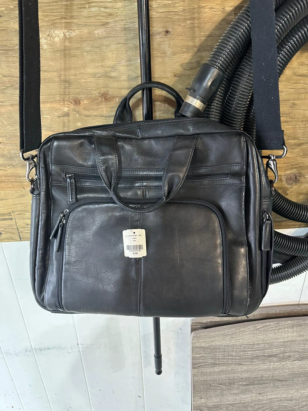 Black Leather Messenger Bag - photo 2