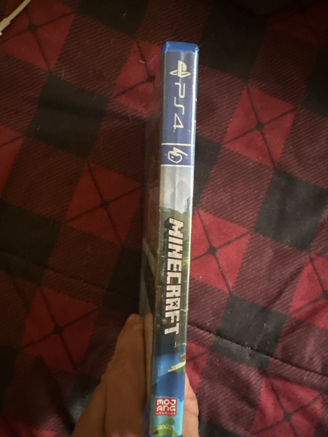 Minecraft PlayStation 4 Game with 700 Tokens - photo 3