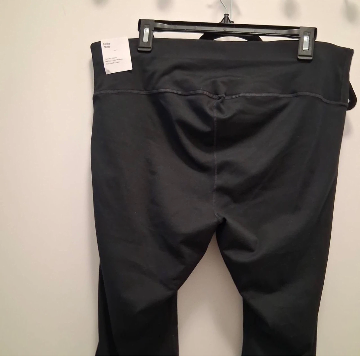 Nike One Mid Rise Capri Leggings - photo 3