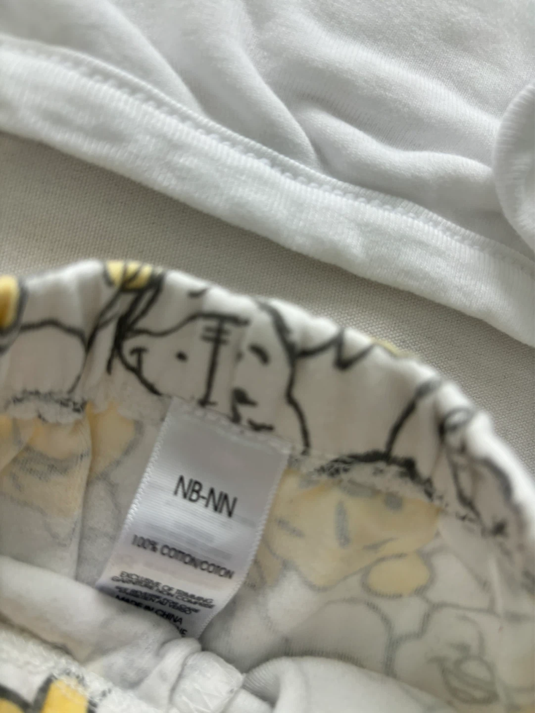 Carter's Baby Winnie the Pooh Newborn Outfit - photo 3
