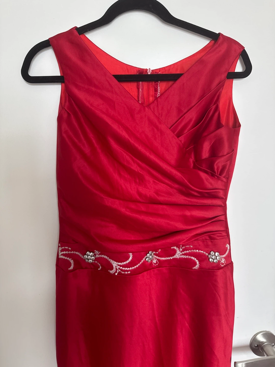 Red Beaded Formal Gown - photo 2