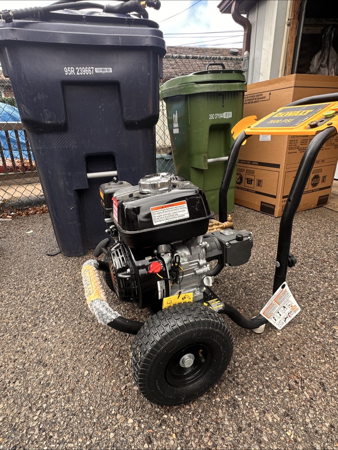 DEWALT 3600 PSI Gas Pressure Washer - photo 2