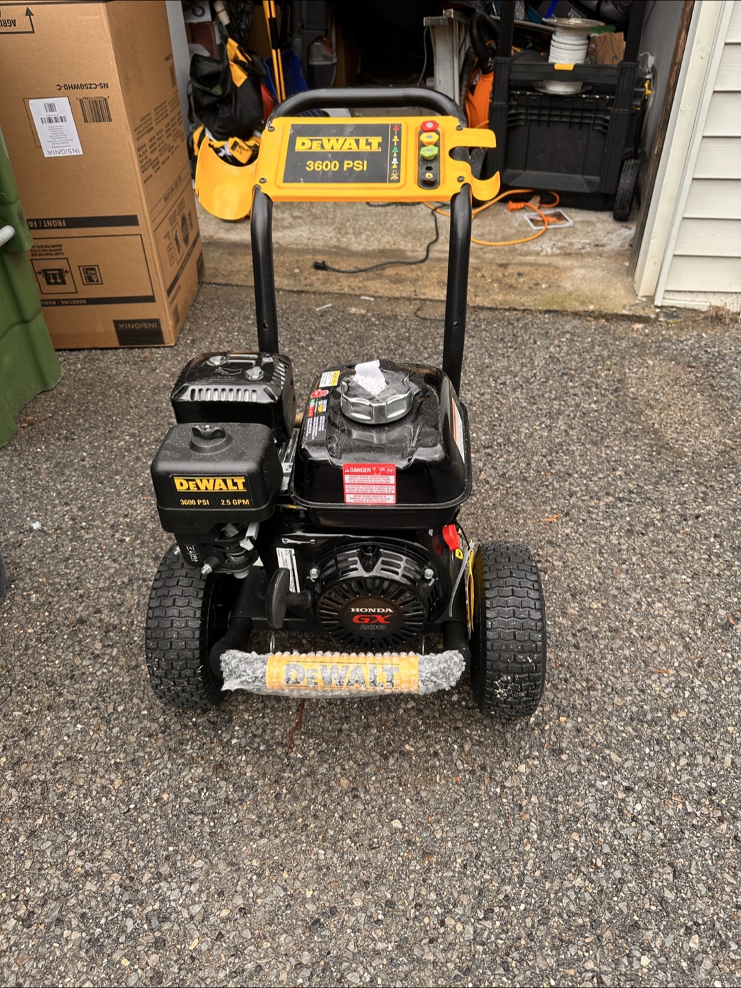 DEWALT 3600 PSI Gas Pressure Washer