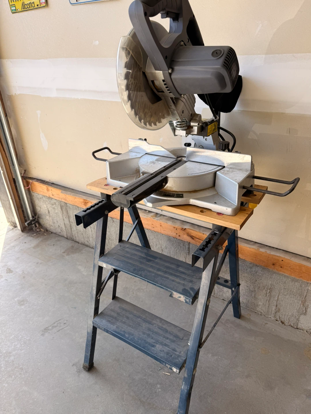 Bavaria MGMS 250-12L Sliding Compound Miter Saw - photo 2