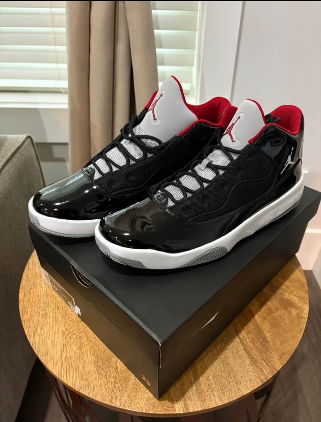 Nike Max Aura 2