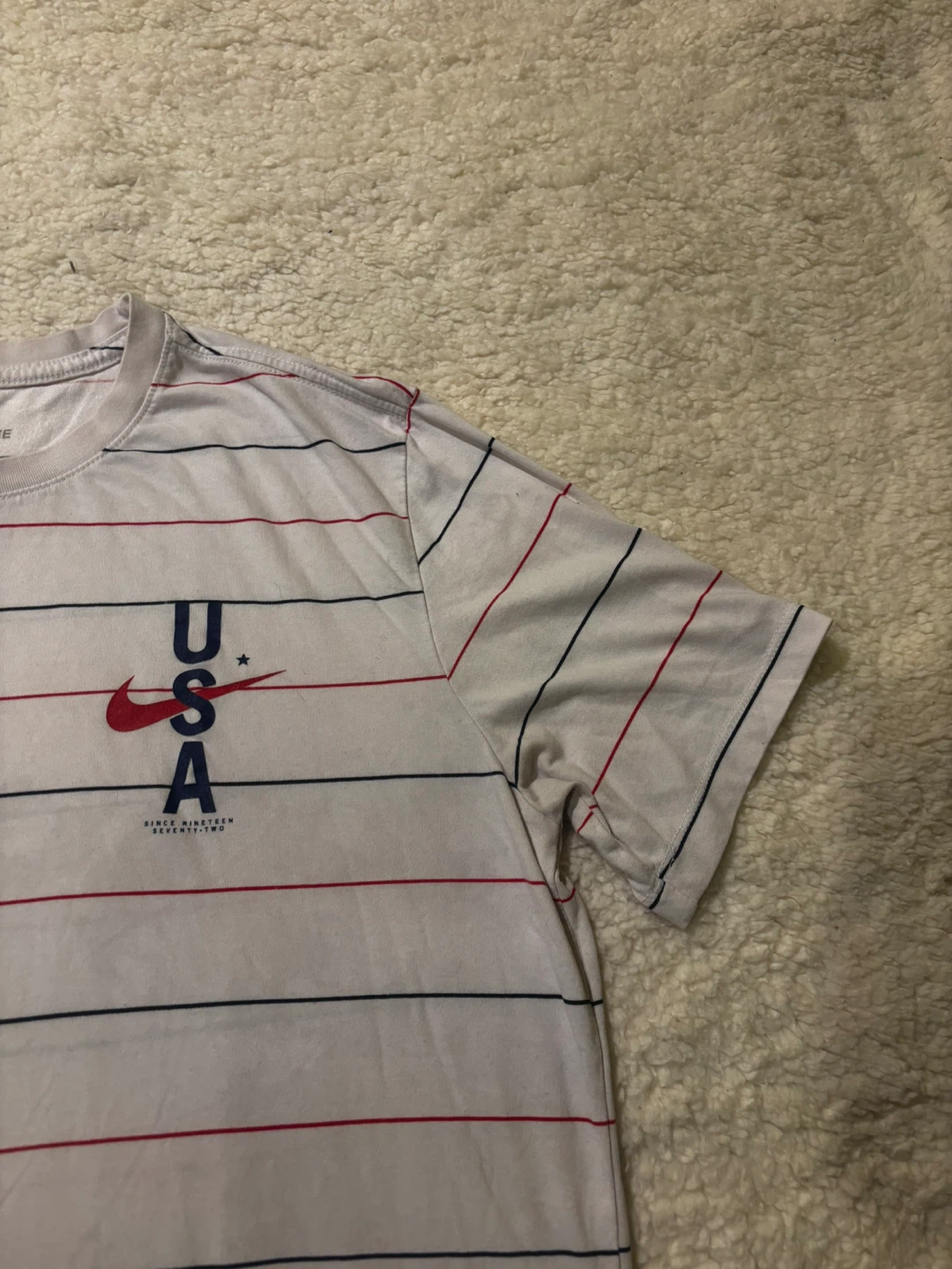Nike "The Nike Tee" USA Striped T-Shirt - Large - photo 4