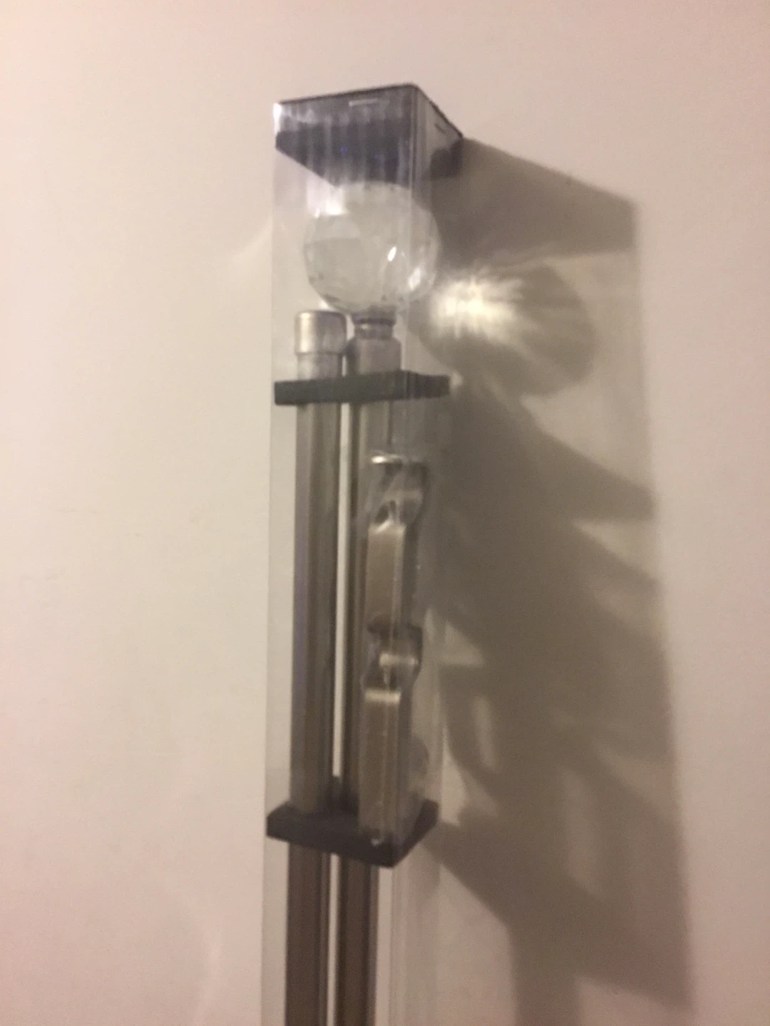 Metal curtain rod