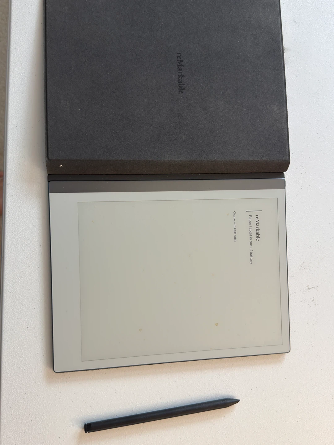 reMarkable 2 Paper Tablet with Stylus and cover - photo 3