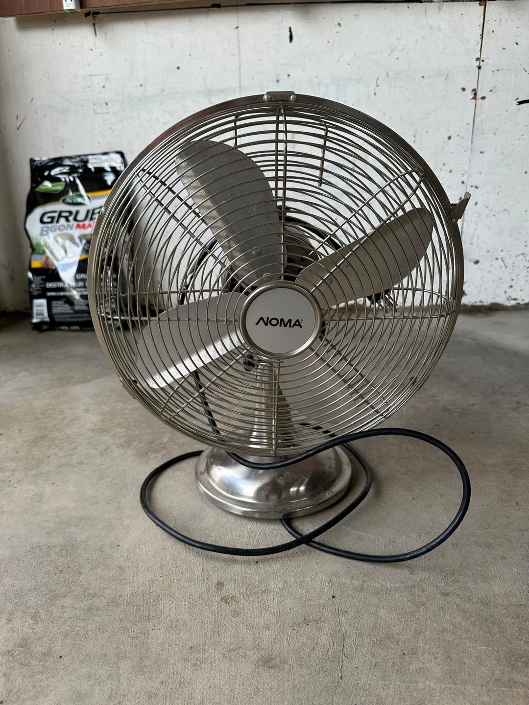 NOMA Metal Desk Fan