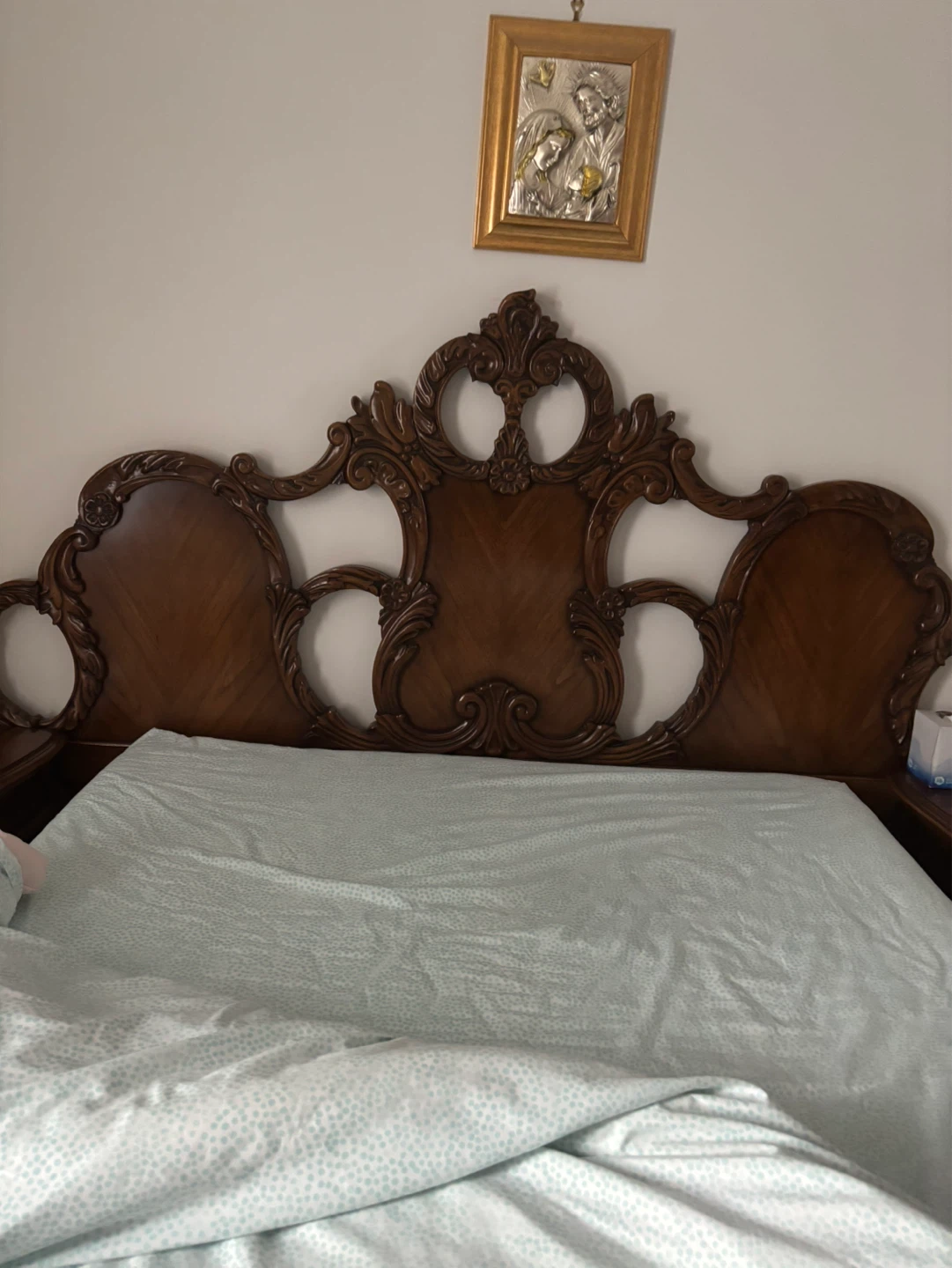 Antique Wooden Bedroom Set with Mirror - photo 3