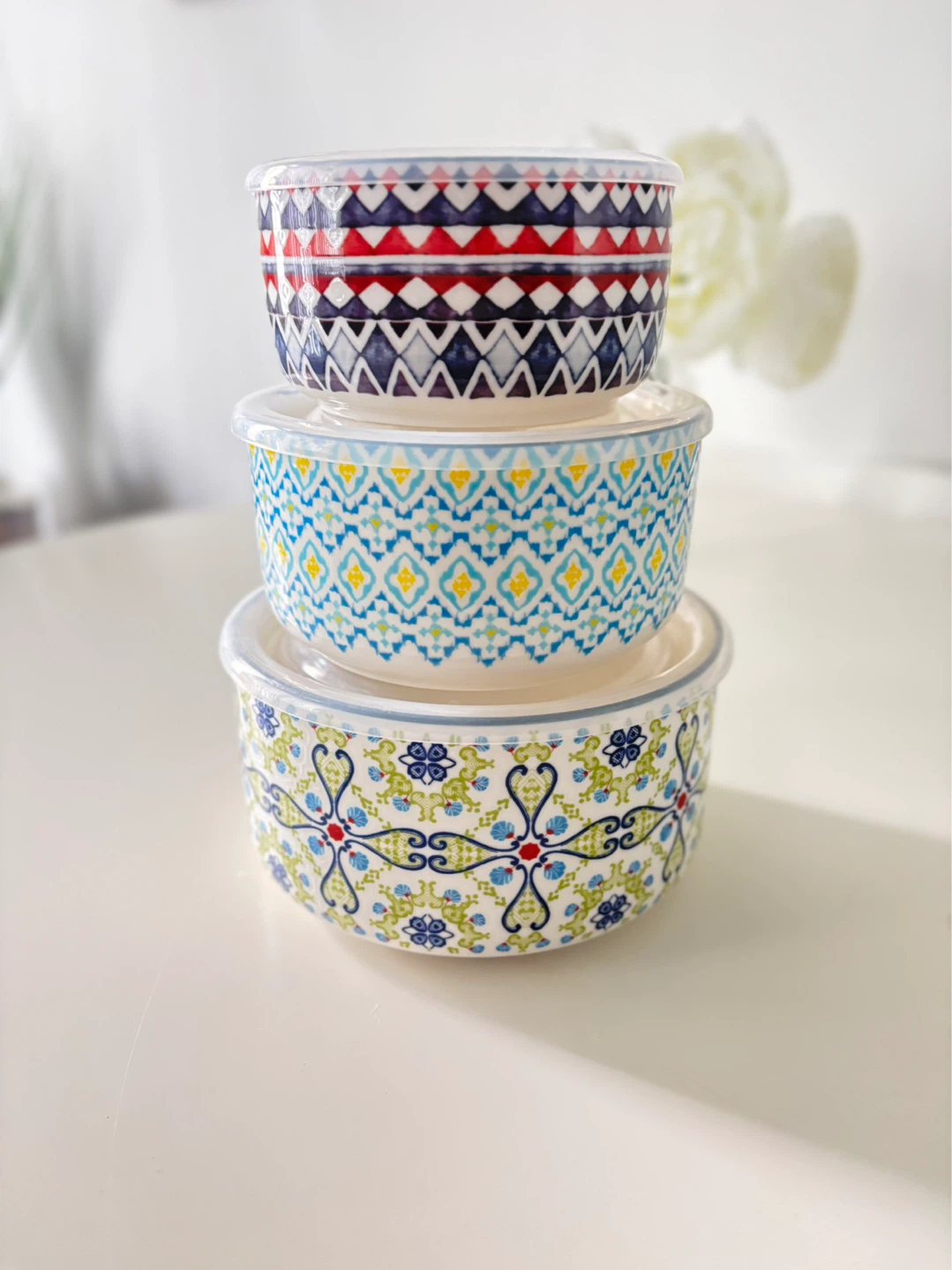 Set of 3 Ceramic Bowls with Lids - photo 2