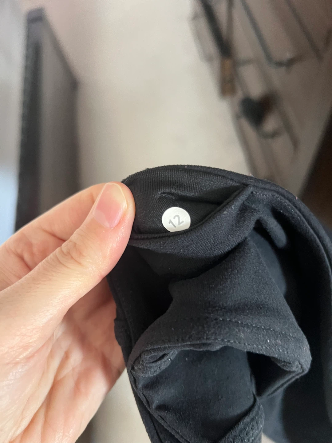 Lululemon Black Pants Size 12 - photo 4