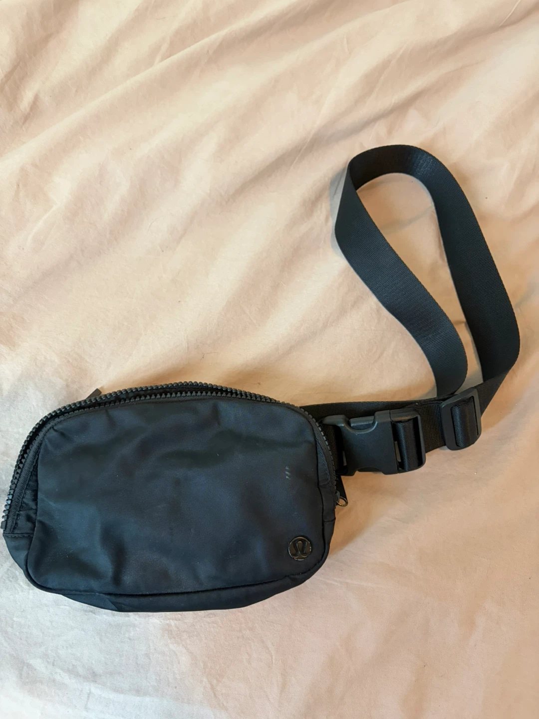 Lululemon Everywhere Belt Bag Black