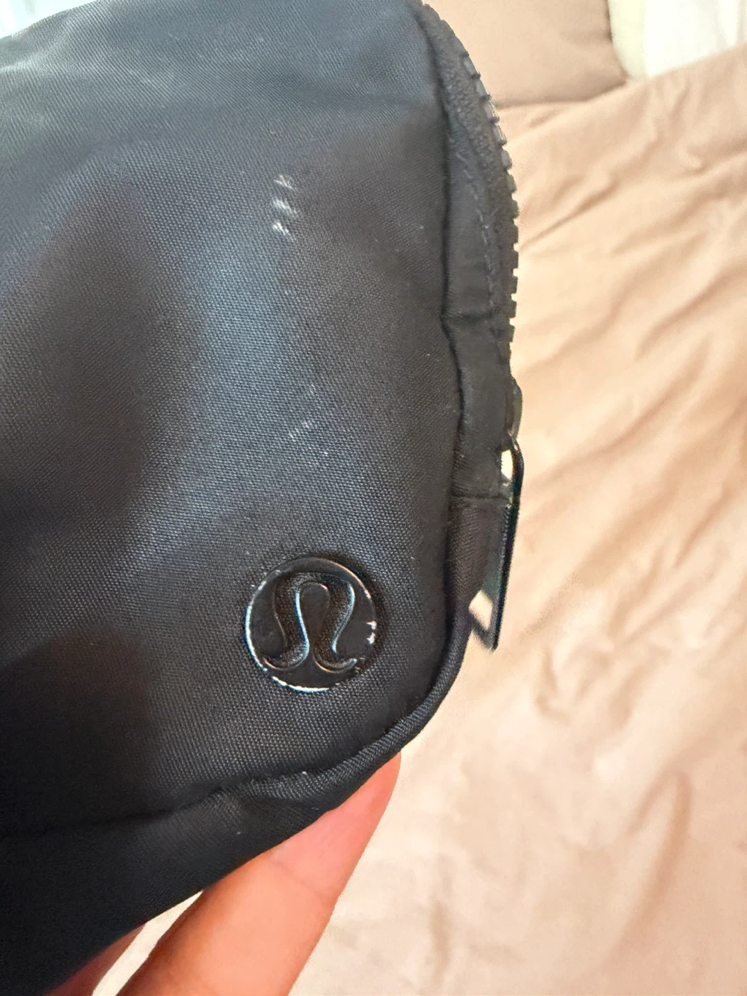 Lululemon Everywhere Belt Bag Black - photo 2