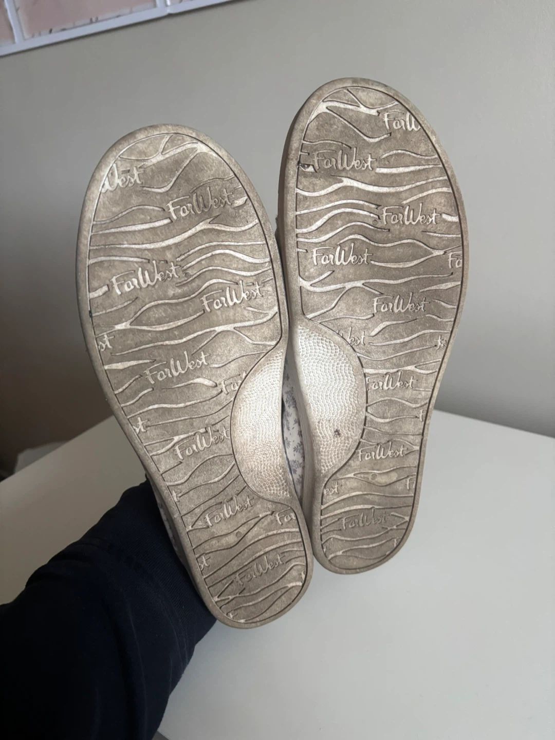 Far West Floral Slip-On Sneakers - photo 5