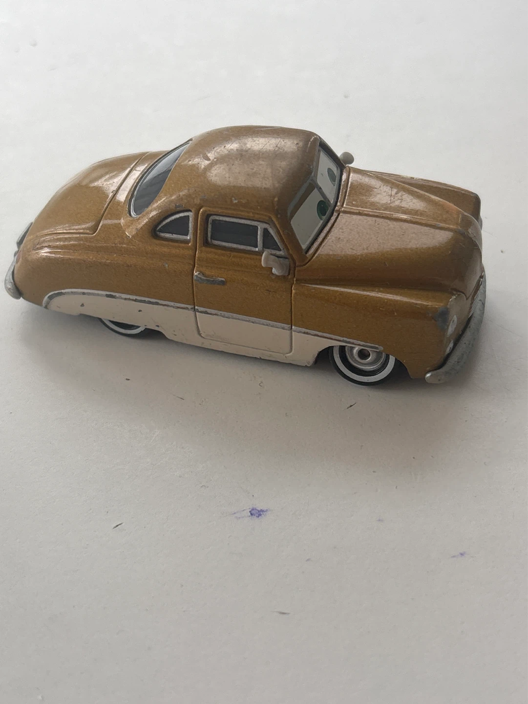 Mattel Disney/Pixar Cars Luigi Die-Cast Car