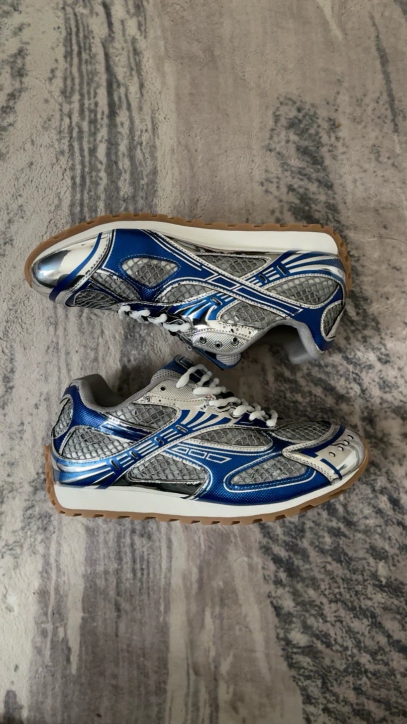 Bottega Veneta “Blue”