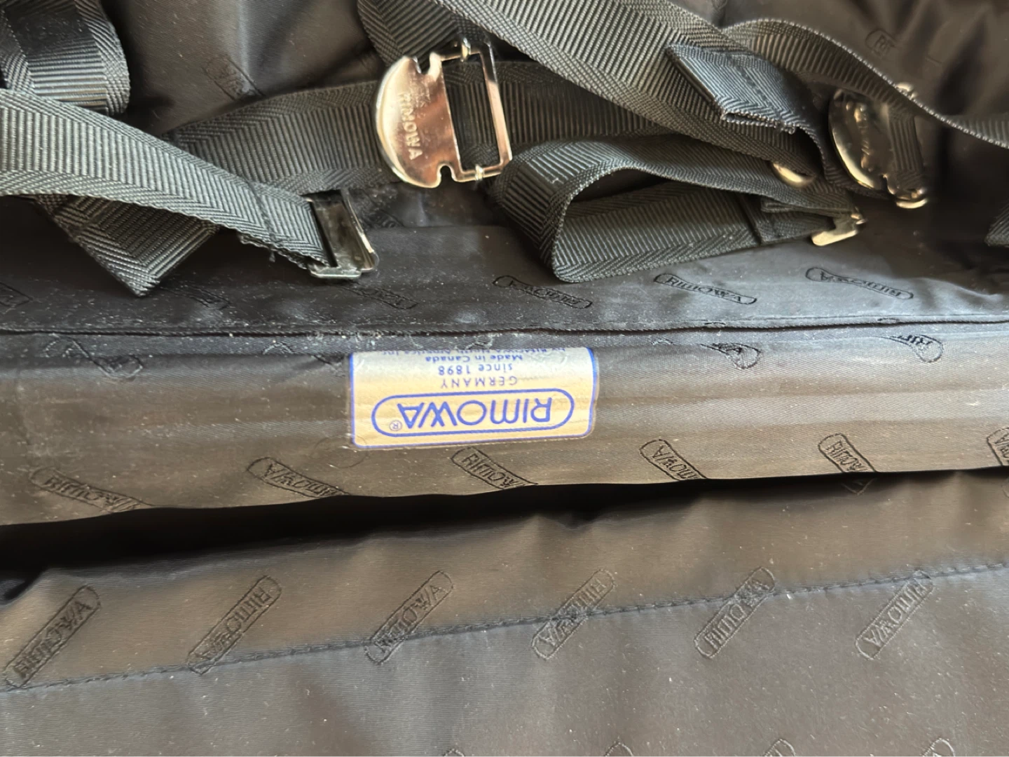Rimowa Aluminium Suitcase- Carry on - photo 2