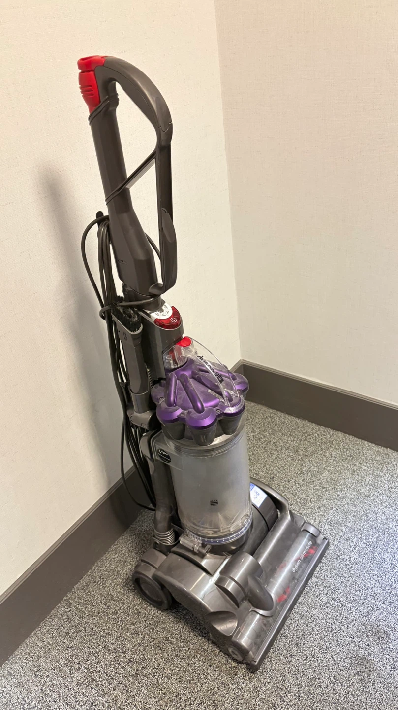 Dyson Animal Vacuum - photo 2