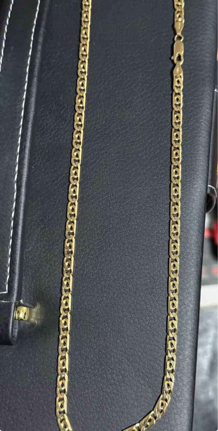 750 gold/ 18 karats