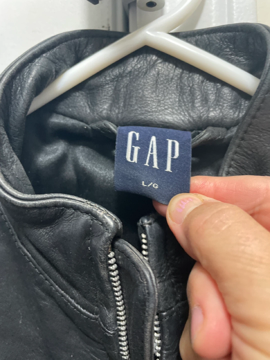 GAP Black Leather Jacket - L/G in good condition - photo 2