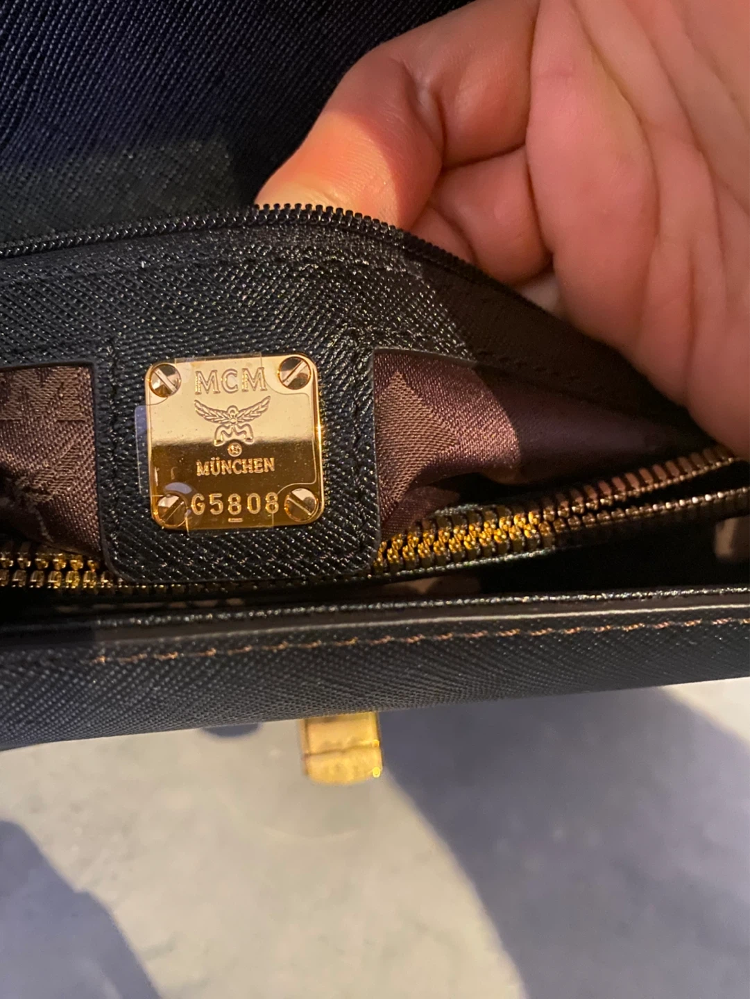 MCM Black Leather Shoulder Bag - photo 4