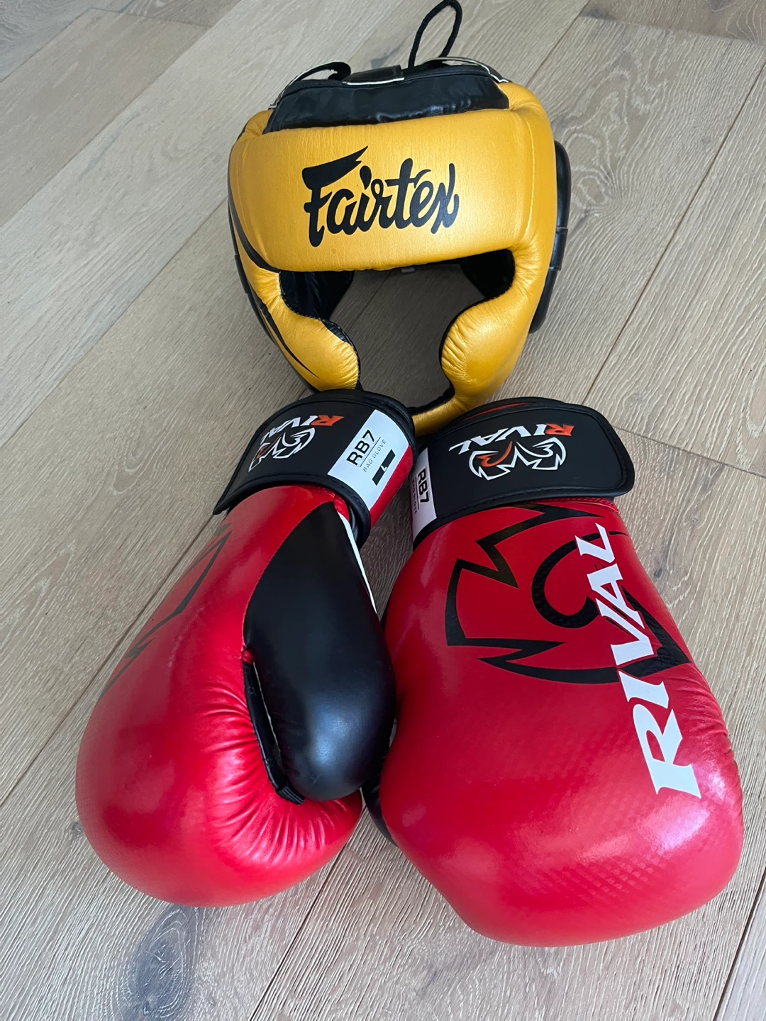 Rival RB7 Boxing Gloves & Fairtex Headgear