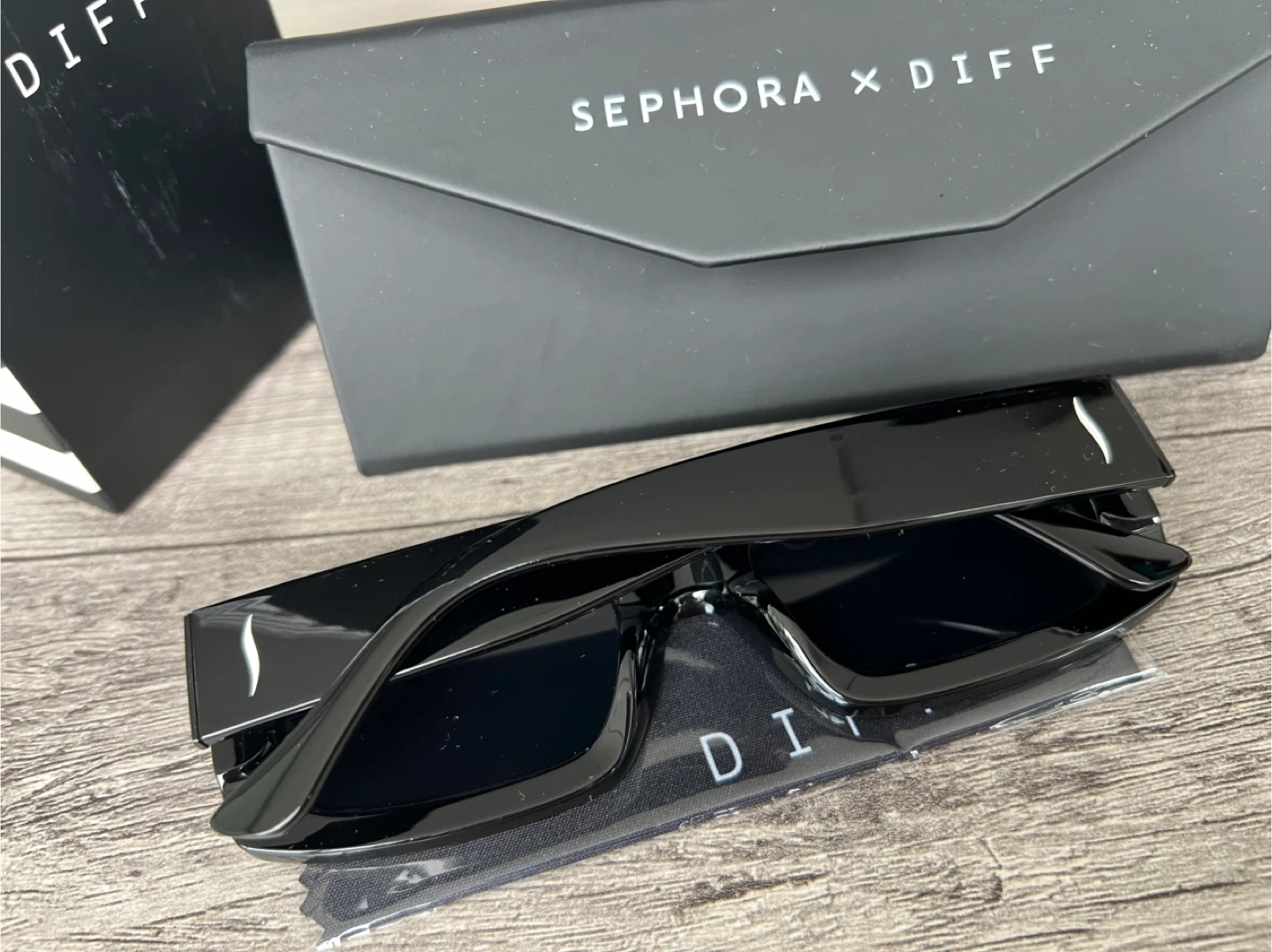 Sephora x DIFF Sunglasses Black - photo 4
