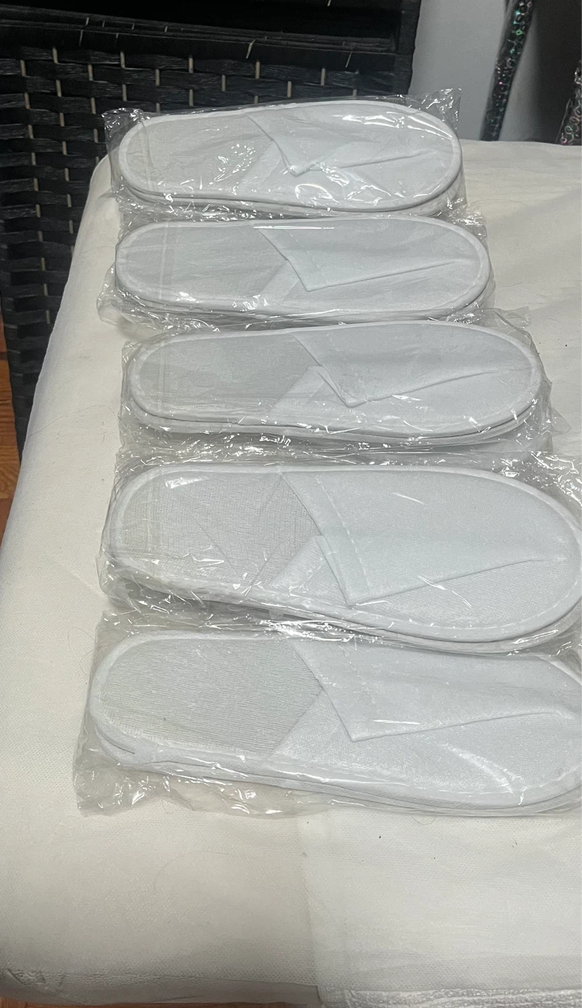 White Disposable Slippers - Set of  10 - photo 2